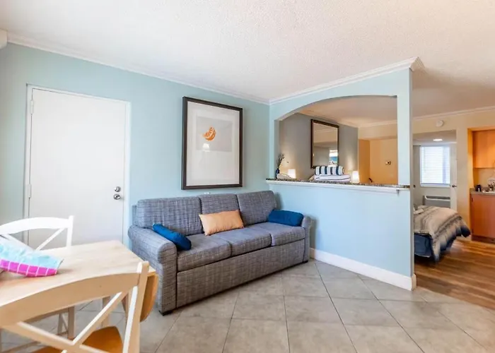 Steps From The Beach, Pool Access Clearwater Beach